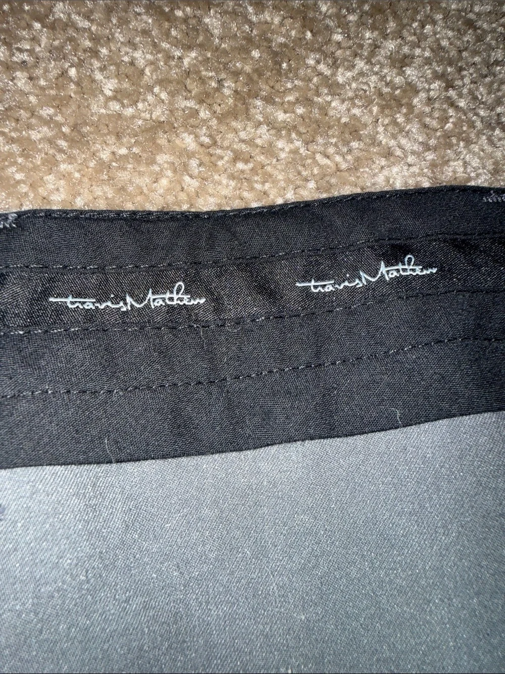 Travis Mathew Charcoal Flat Front Men's Shorts - size 32. B15